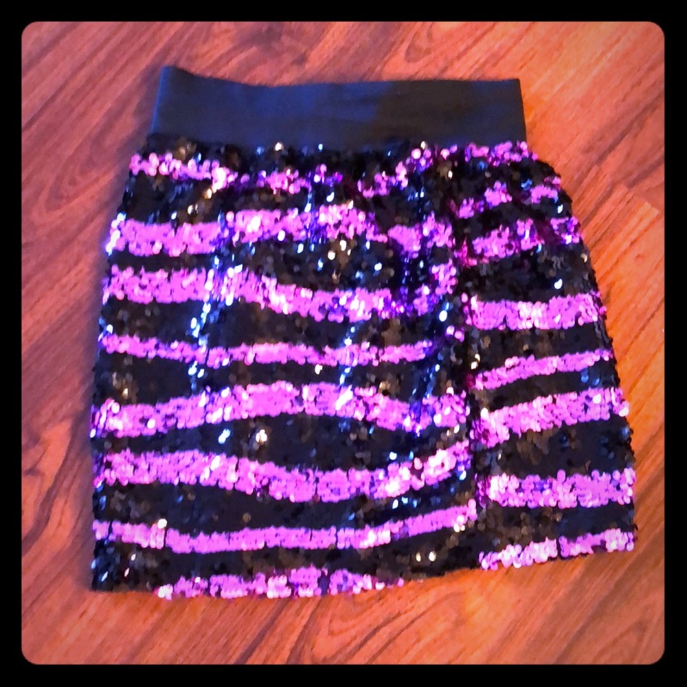 Fun sequin skirt!!